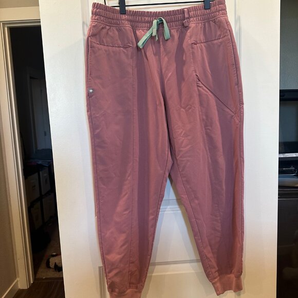 Figs Mauve Scrub Top - Picture 5 of 8